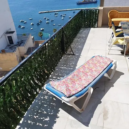 Stelle Marine Court
